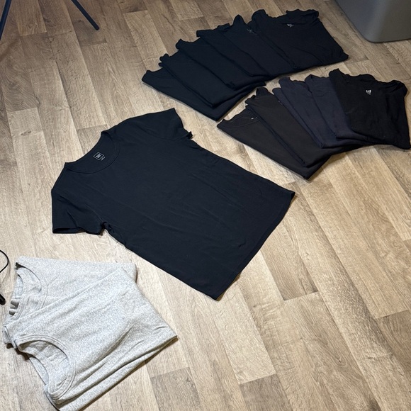 Gap Favorite Tee - women’s XL Black and Gray T-Shirts super bundle - Picture 1 of 5